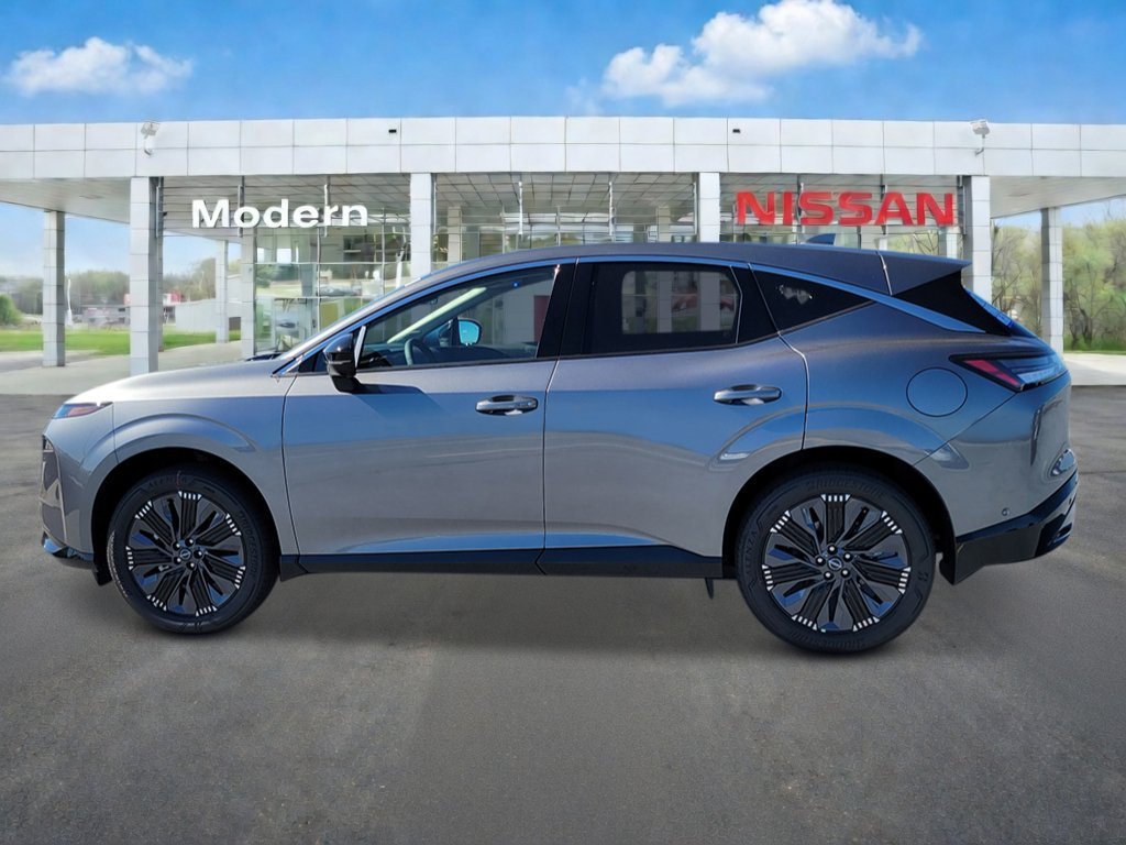 New 2026 Gun Metallic Nissan Platinum image 3