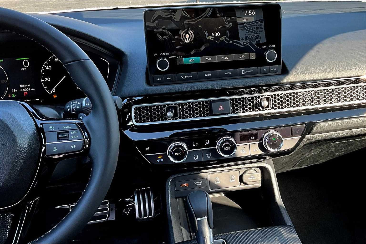 View vehicle photo 6