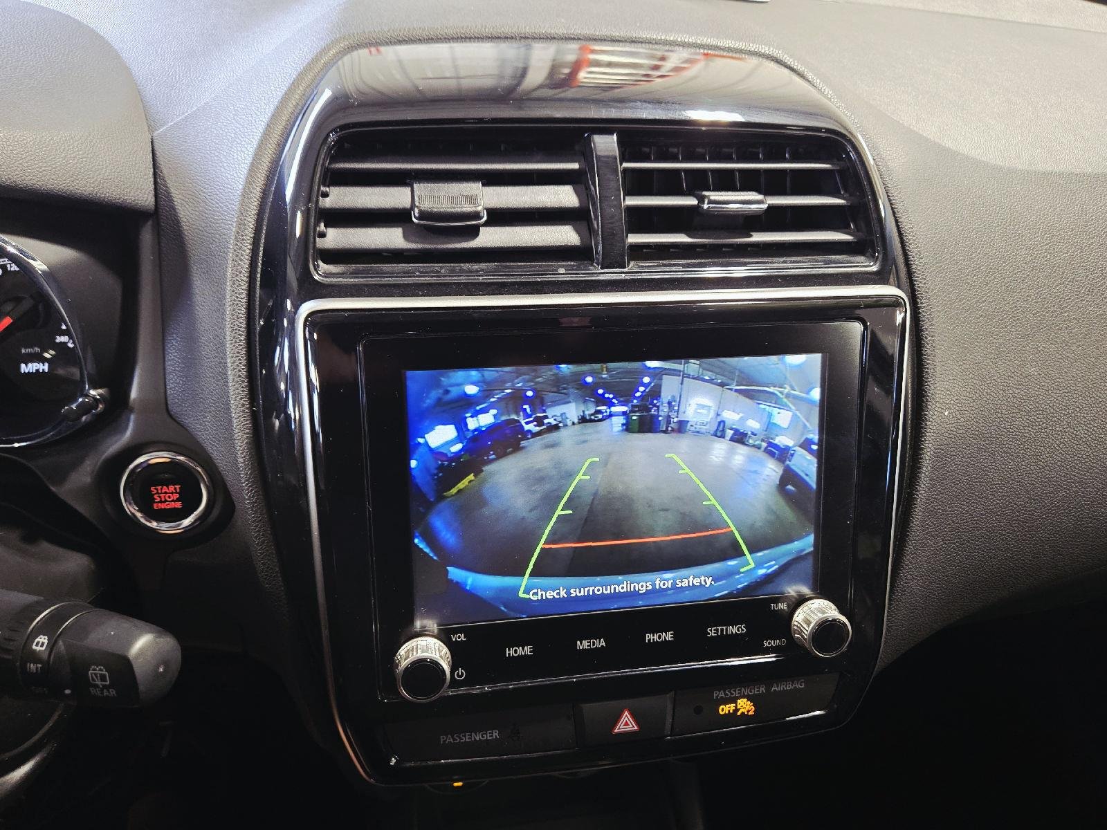 Used 2024 White Diamond Mitsubishi ES image 33