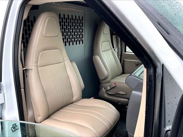 2026 Chevrolet Express Cargo Work Van - Photo 24