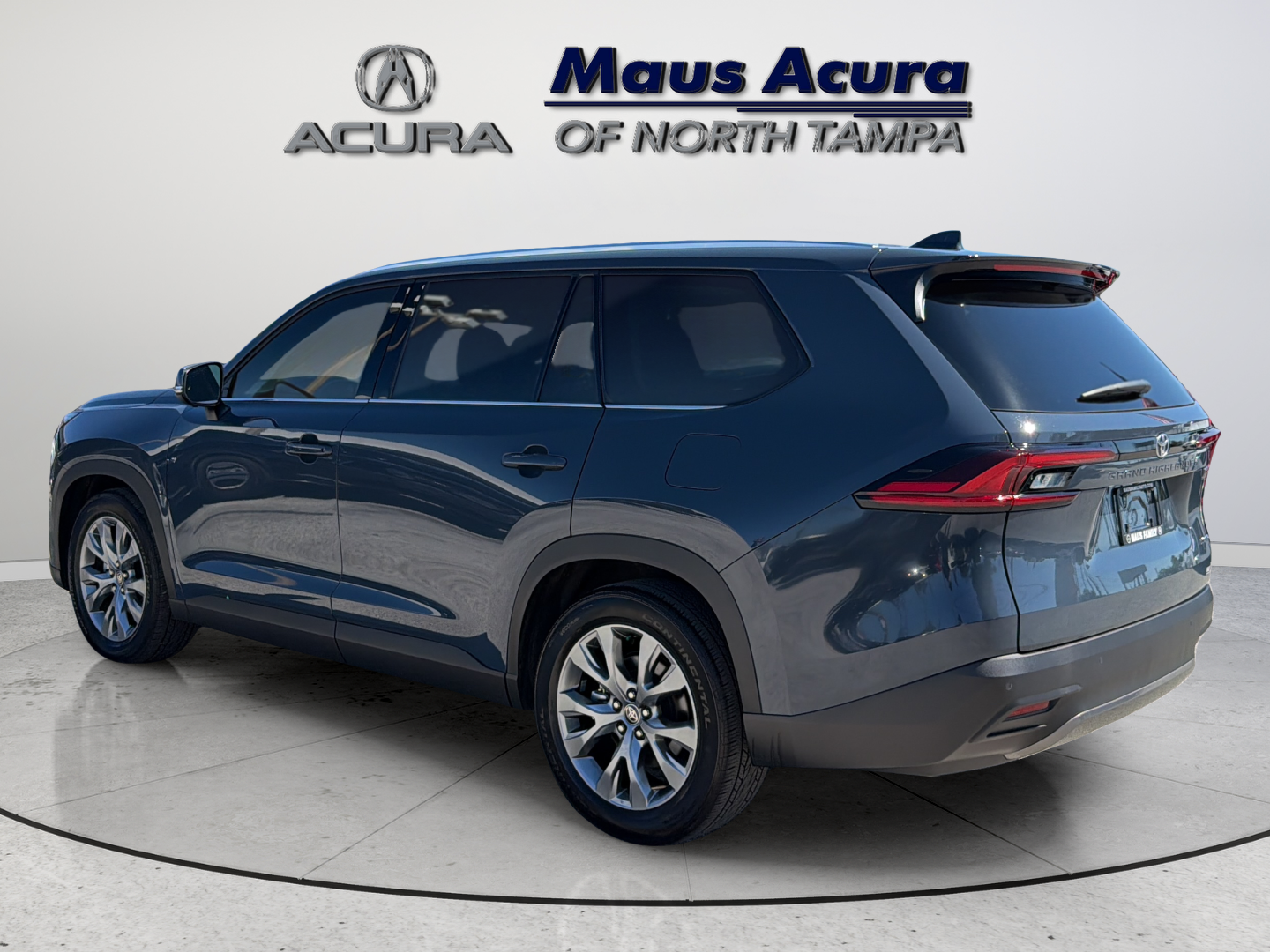 Used 2025 Cloud Toyota Limited image 7