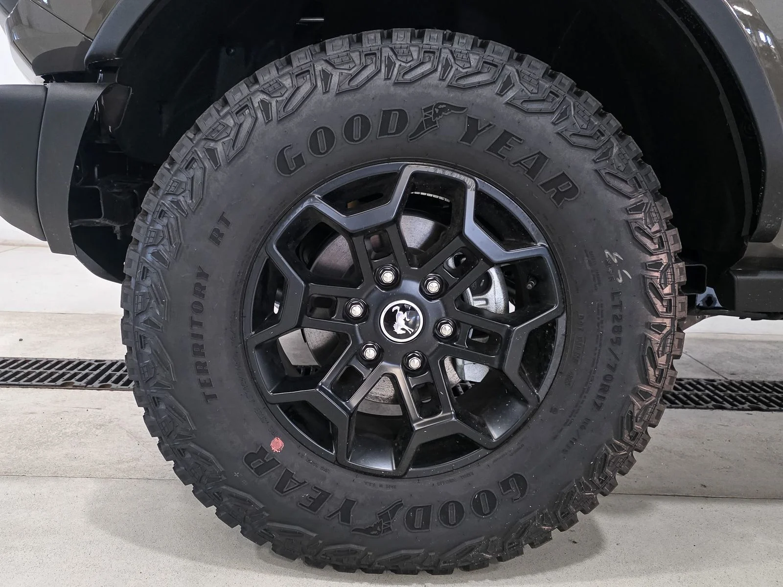 New 2026 Marsh Gray Ford Badlands® image 18