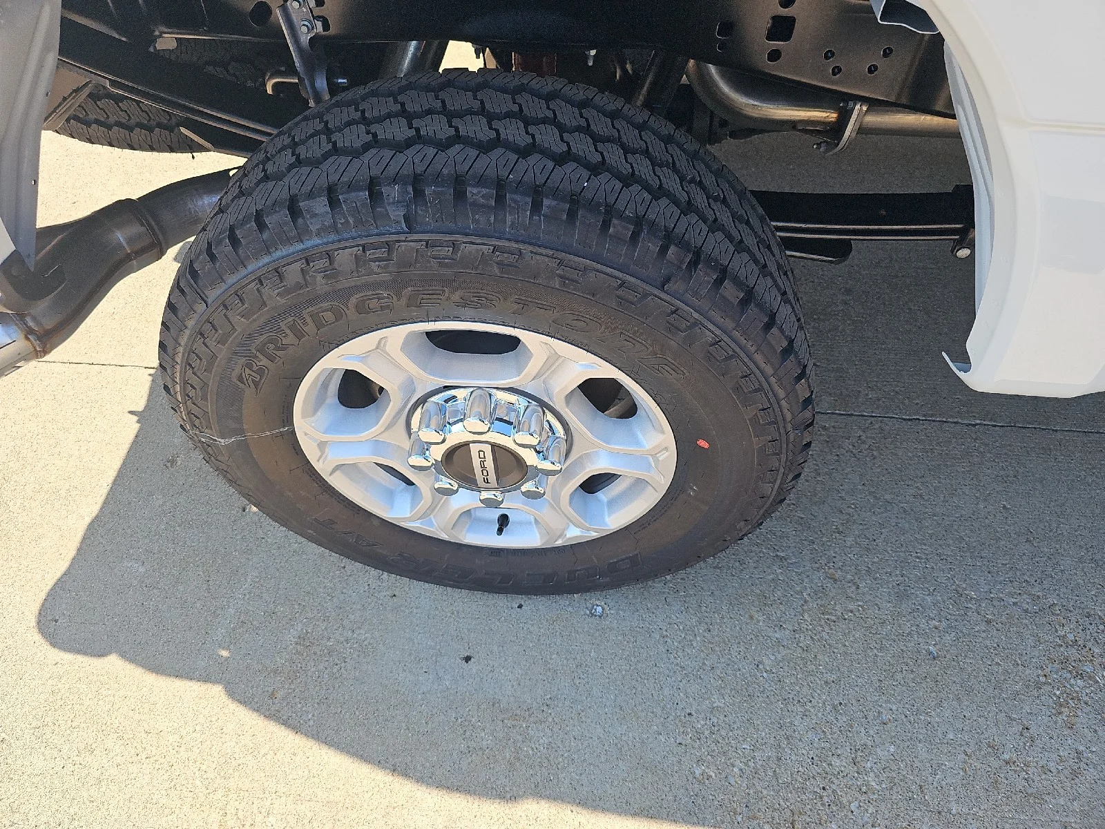 New 2026 Oxford White Ford F-250® XLT image 11