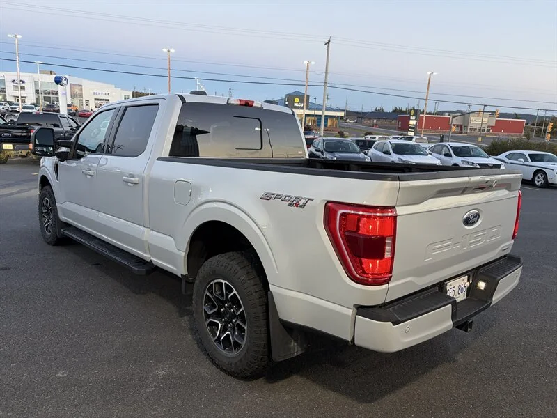 Used 2021 White Ford XLT Sport image 4