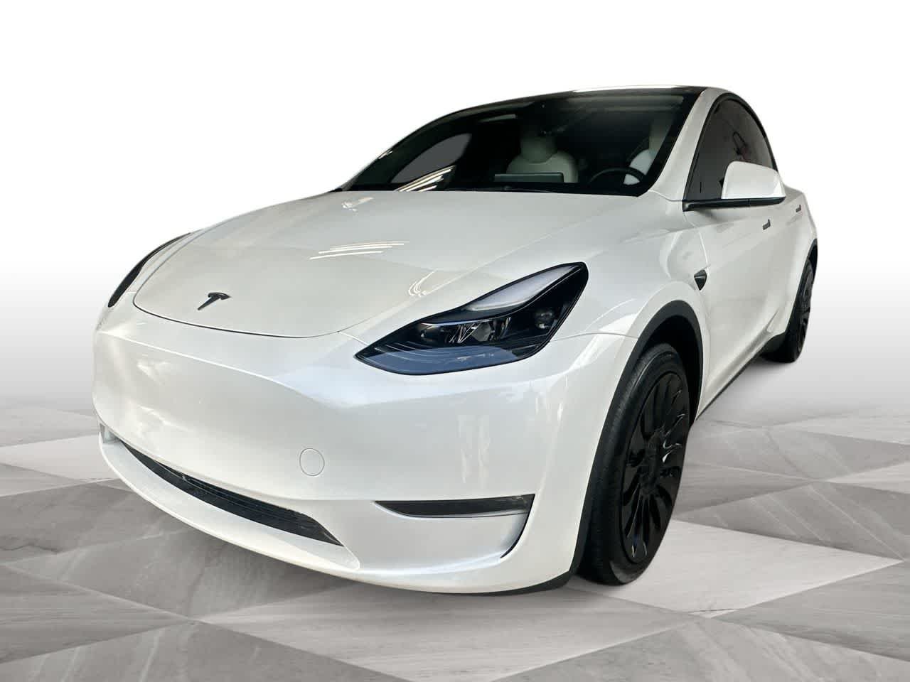 2025 Tesla Model Y Long Range Dual Motor All-Wheel Drive's photo