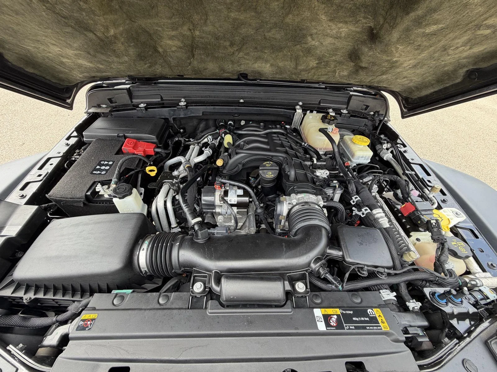 Used 2022 Black Clearcoat Jeep Unlimited Rubicon image 23