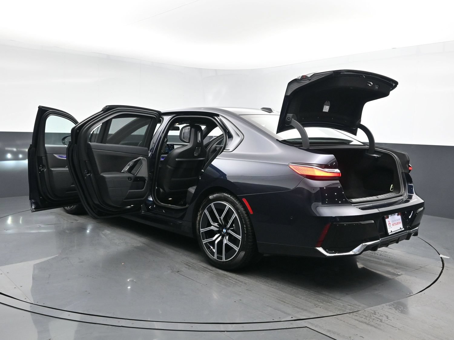 Used 2025 Black BMW 740i xDrive image 35