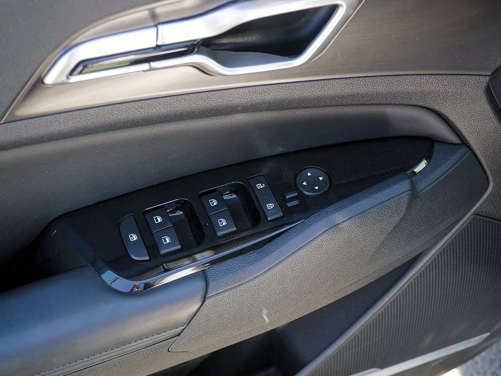 2023 Kia Sportage EX - Photo 14