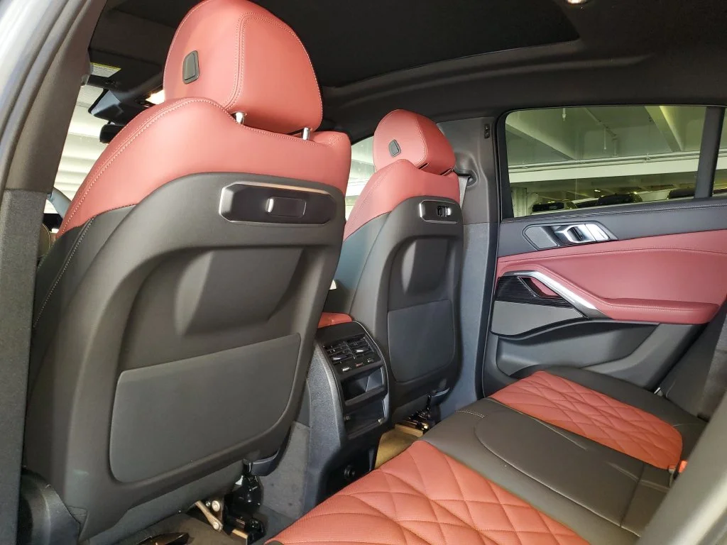 New 2027 Skyscraper Grey Metallic BMW xDrive40i image 10