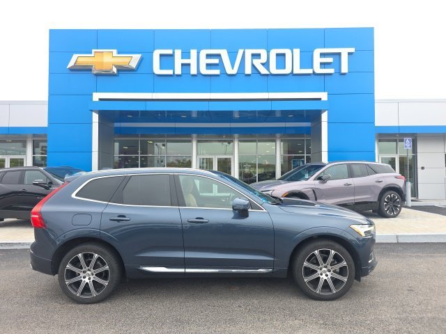 Used 2021 Gray Volvo T5 Inscription image 2