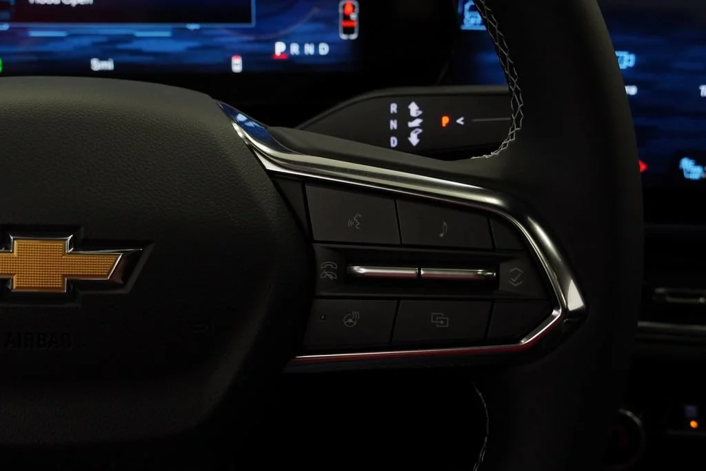 New 2026 Summit White Chevrolet LT image 19