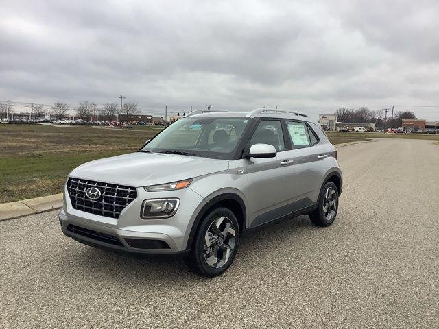 2026 Hyundai Venue SEL w/ 2-Tone Roof IVT's photo