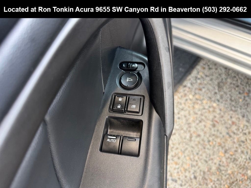 Used 2012 Alabaster Silver Metallic Honda LX-S image 13