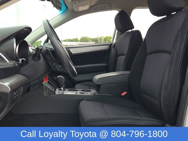 Used 2015 Silver Subaru 2.5i Premium image 9