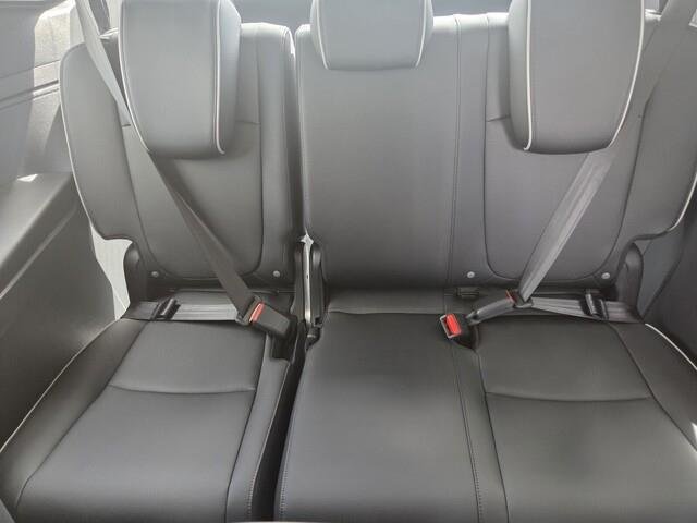New 2026 Platinum White Pearl Honda Touring image 25