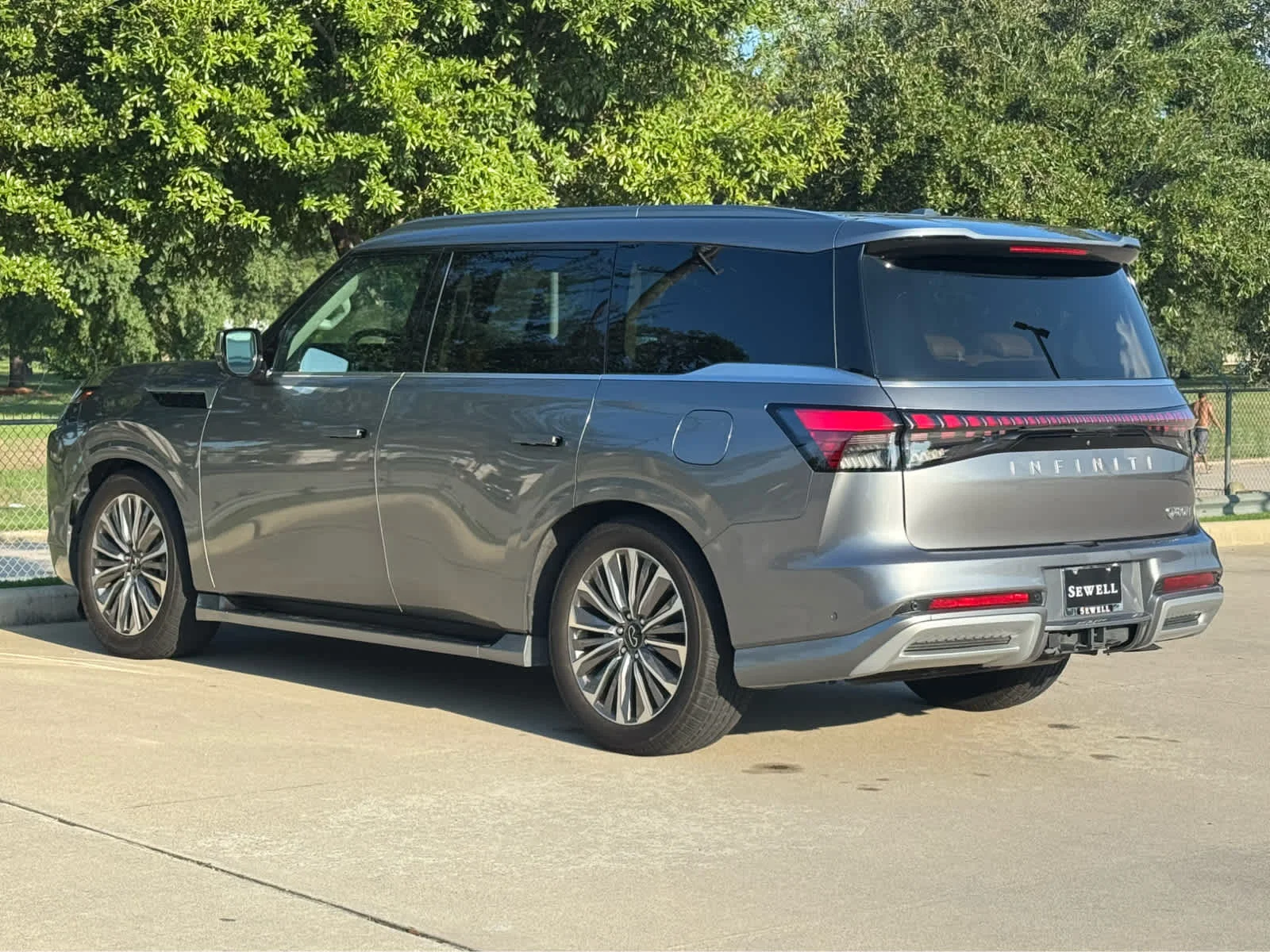 Certified Used 2025 Dynamic Metal INFINITI SENSORY image 8