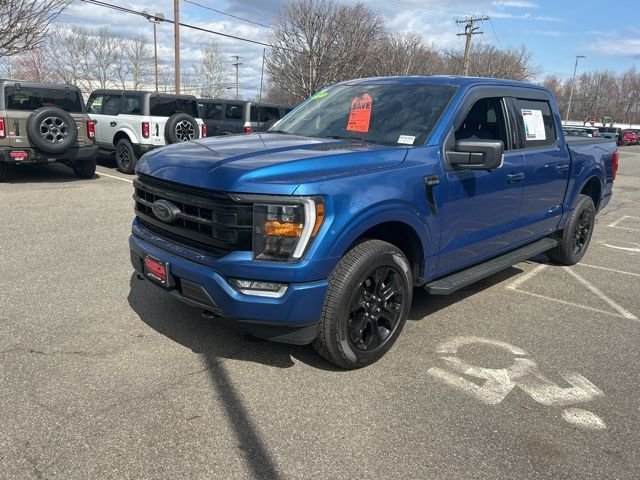 Used 2022 Blue Ford XLT image 3