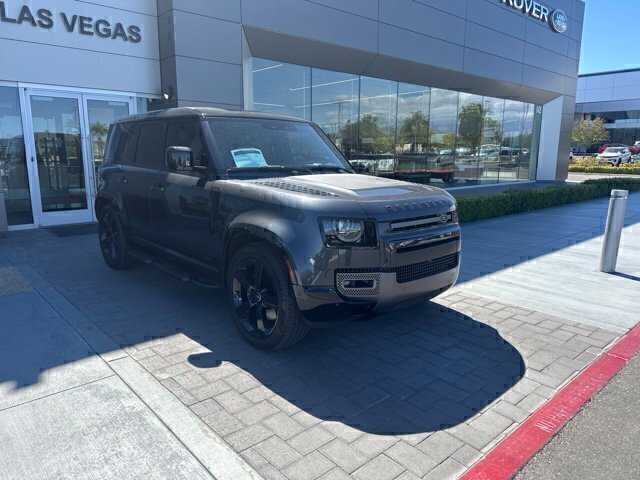 Certified Used 2025 Gray Land Rover V8 image 3
