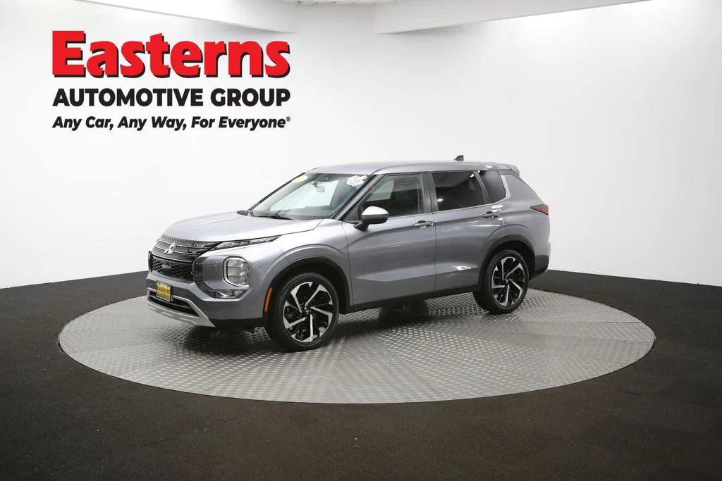 Used 2024 Gray Mitsubishi SE image 56