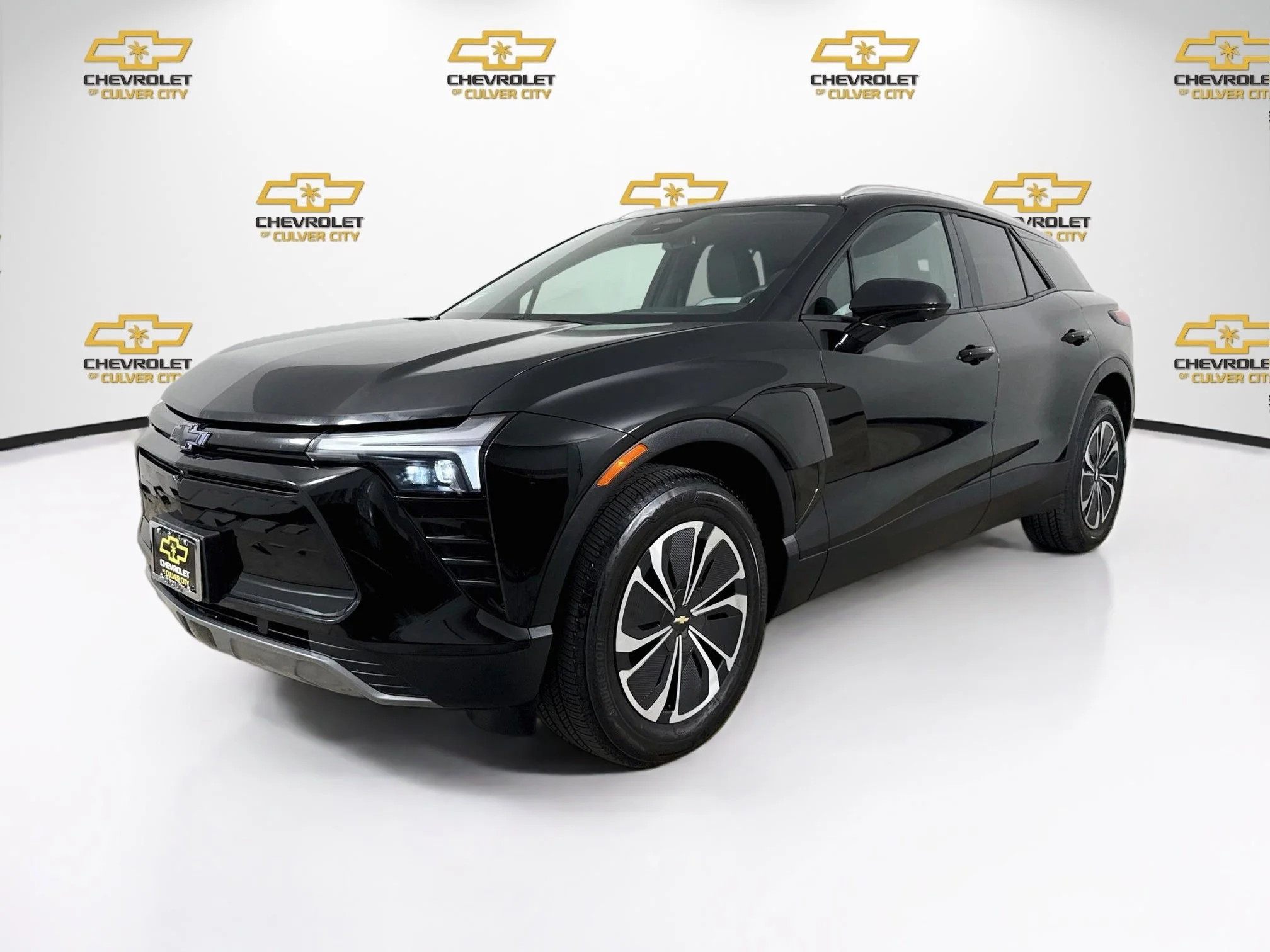 Used 2025 Black Chevrolet LT image 3