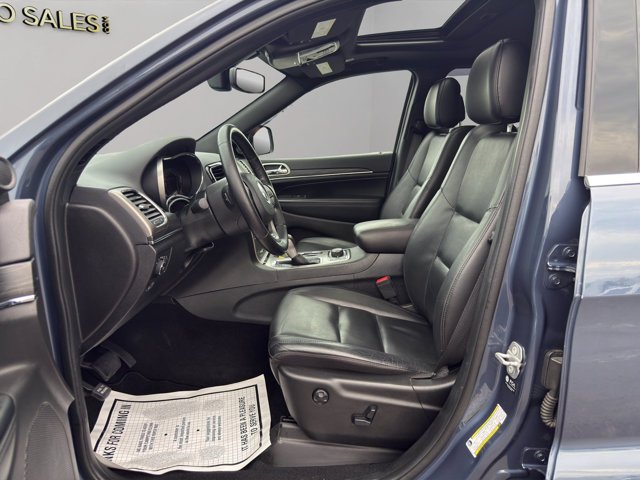 Used 2021 Slate Blue Pearlcoat Jeep Limited image 9