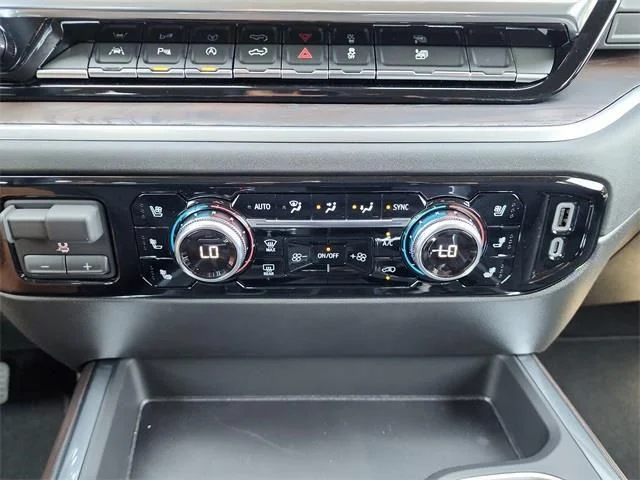 2026 GMC Sierra 1500 SLT - Photo 26