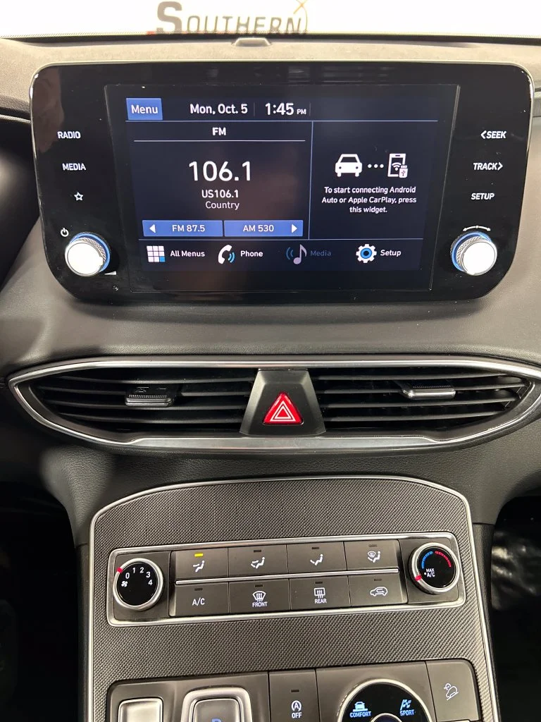 Used 2021 Blue Hyundai SE image 14
