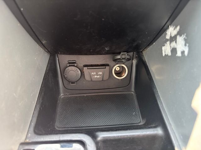 Used 2011 Red Hyundai SE image 27