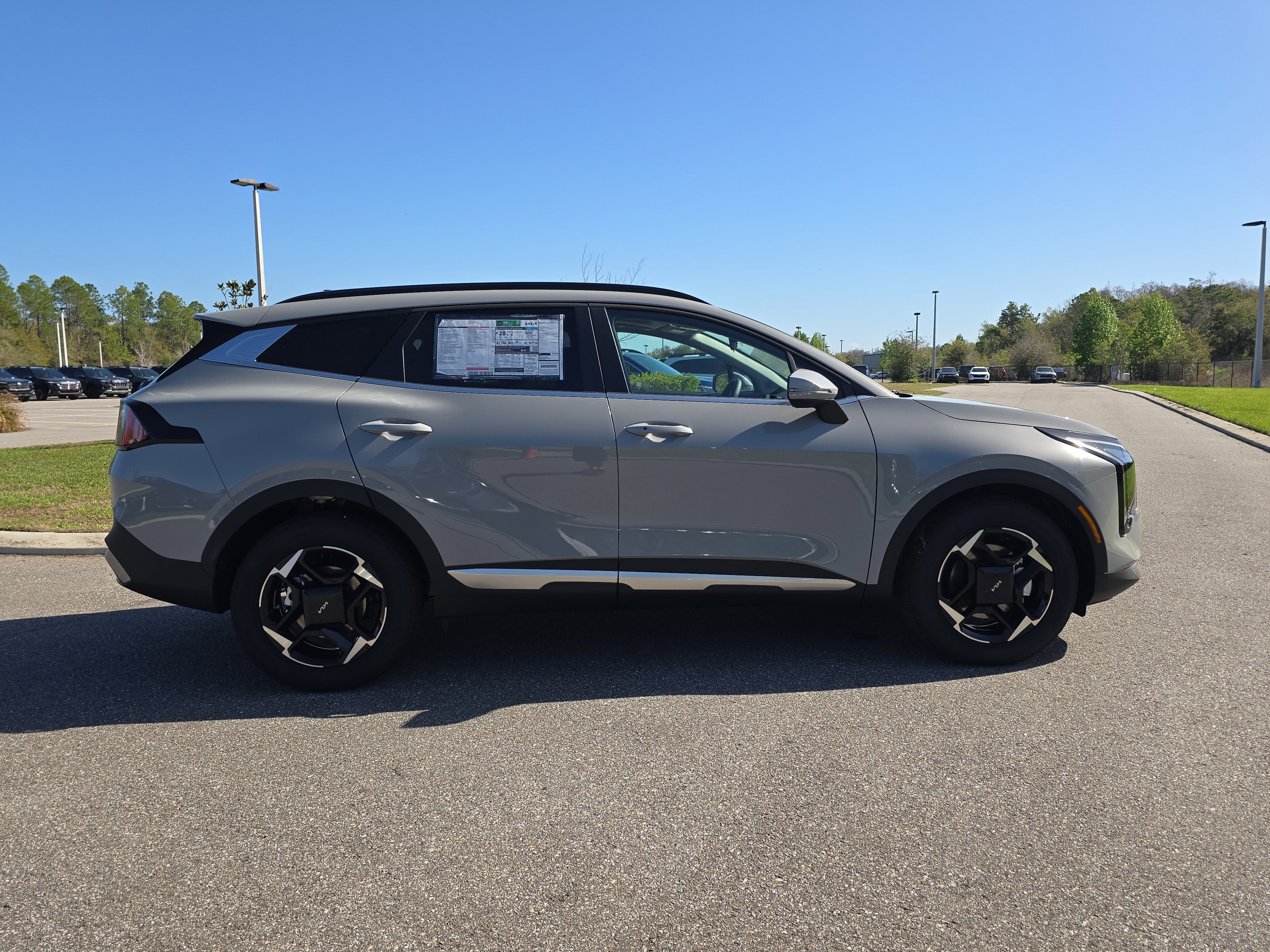 New 2026 Wolf Gray Kia EX image 9