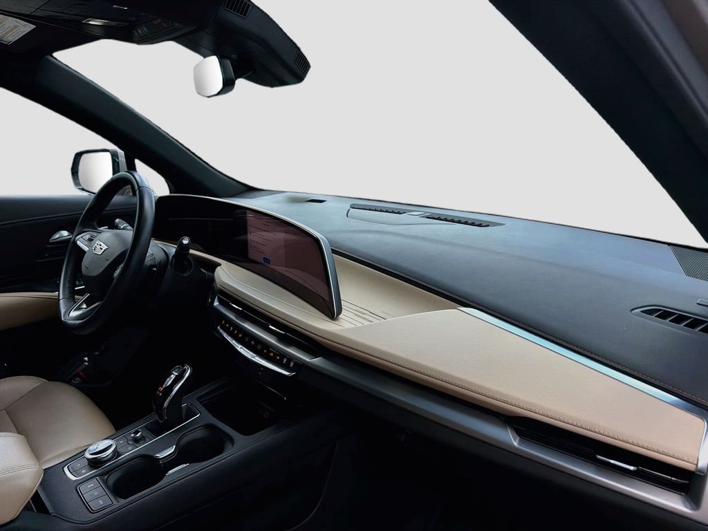 Used 2025 Latte Metallic Cadillac Premium Luxury image 33
