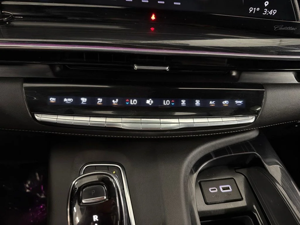 Used 2023 Crystal White Tricoat Cadillac Sport image 35