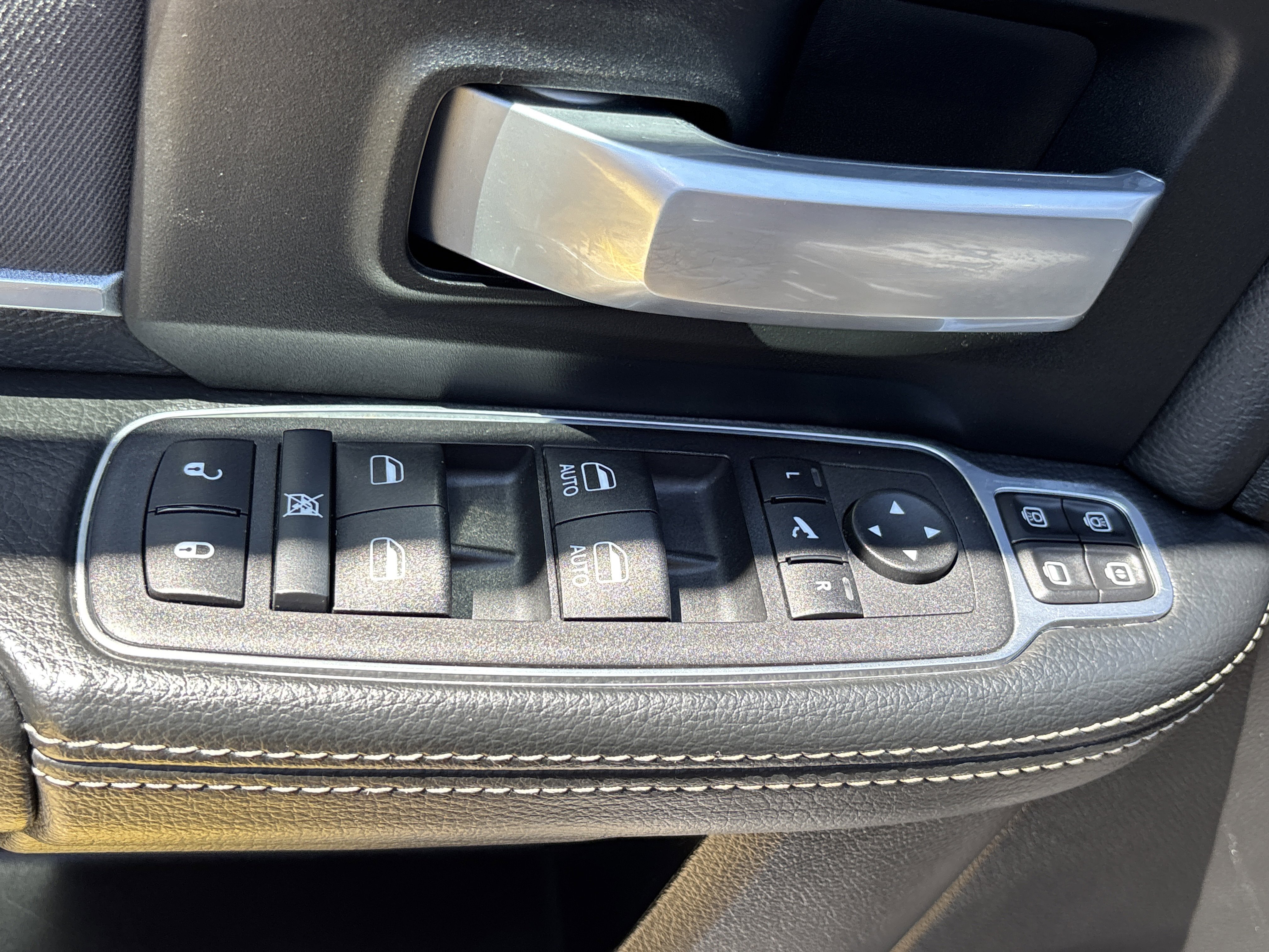 Used 2024  Ram Big Horn image 18