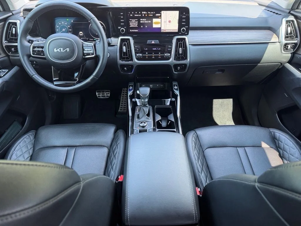Used 2023 Glacial White Pearl Kia X-Line SX Prestige image 17