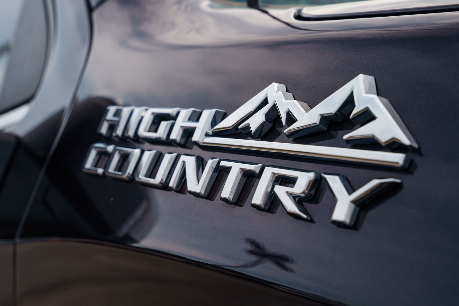 Certified Used 2024 Gray Chevrolet High Country image 14