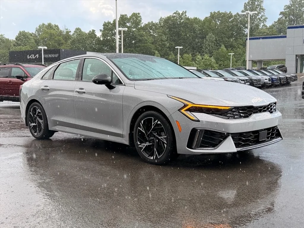 Used 2025 Gray Kia GT-Line image 17