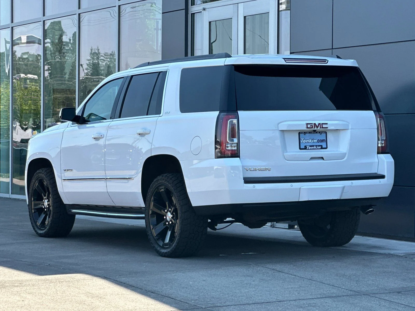 Used 2018 Summit White GMC SLT image 5