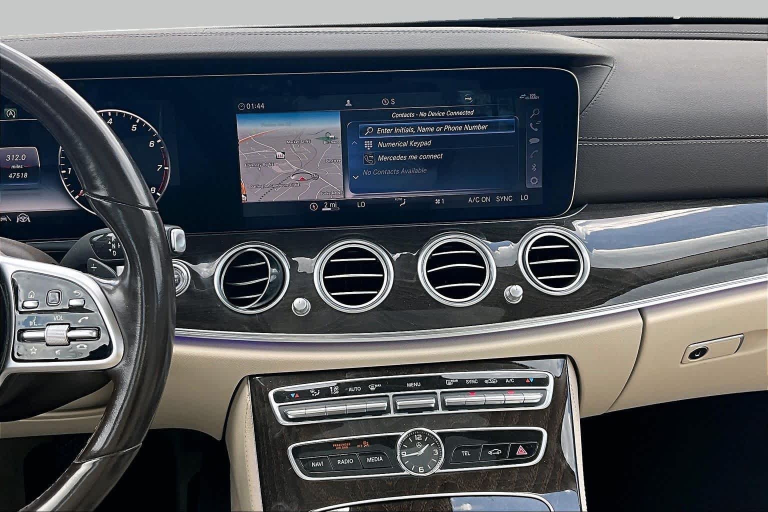 Used 2020 designo Diamond White Metallic Mercedes-Benz E 350 image 7