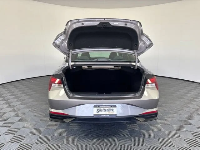 Used 2023 Gray Hyundai SEL image 20