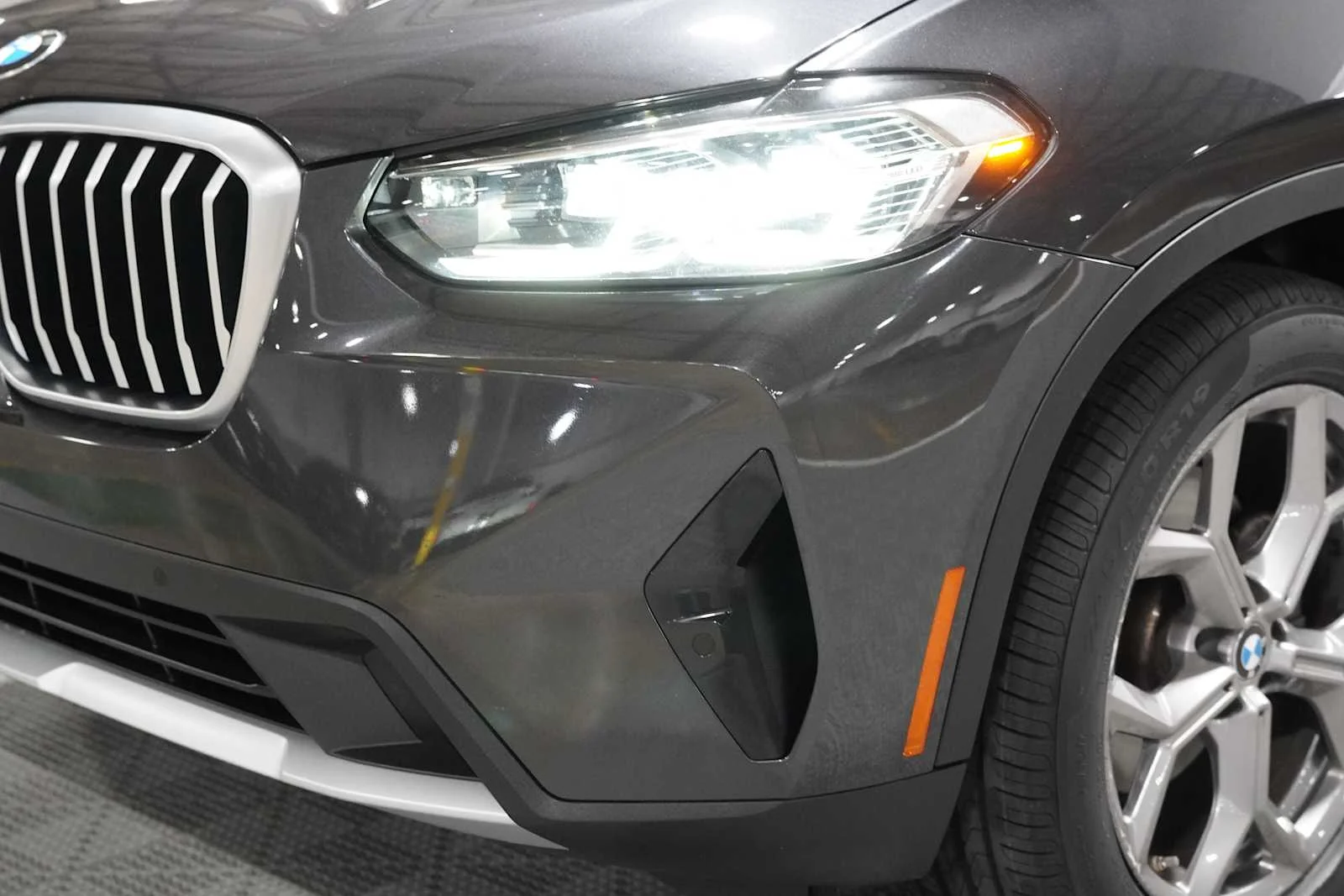 Certified Used 2023 Dark Graphite Metallic BMW sDrive30i image 7