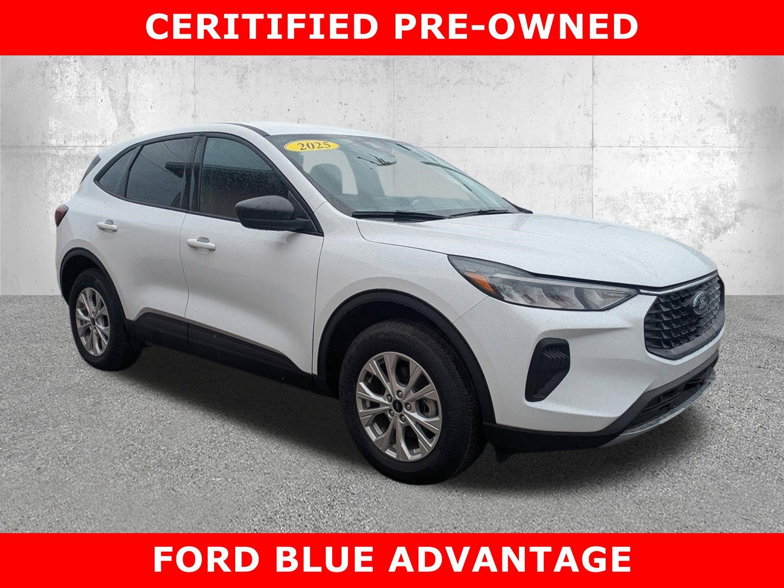 Used 2025 Oxford White Ford Active image 1