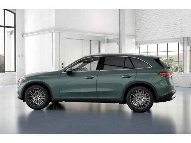 New 2026 Verde Silver Metallic Mercedes-Benz GLC 300 image 32