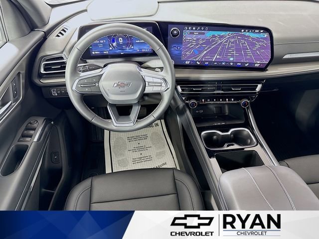 New 2026 Summit White Chevrolet LT image 22