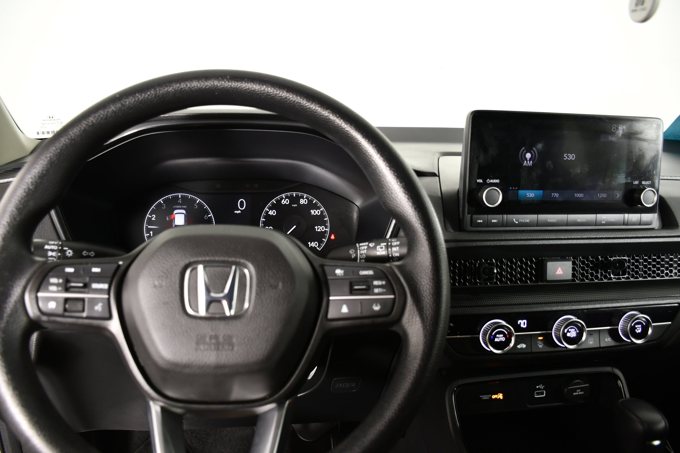 Used 2025 Solar Silver Metallic Honda LX image 16