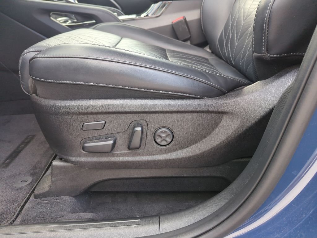 Used 2024 Black Kia SX-Prestige X-Line image 13