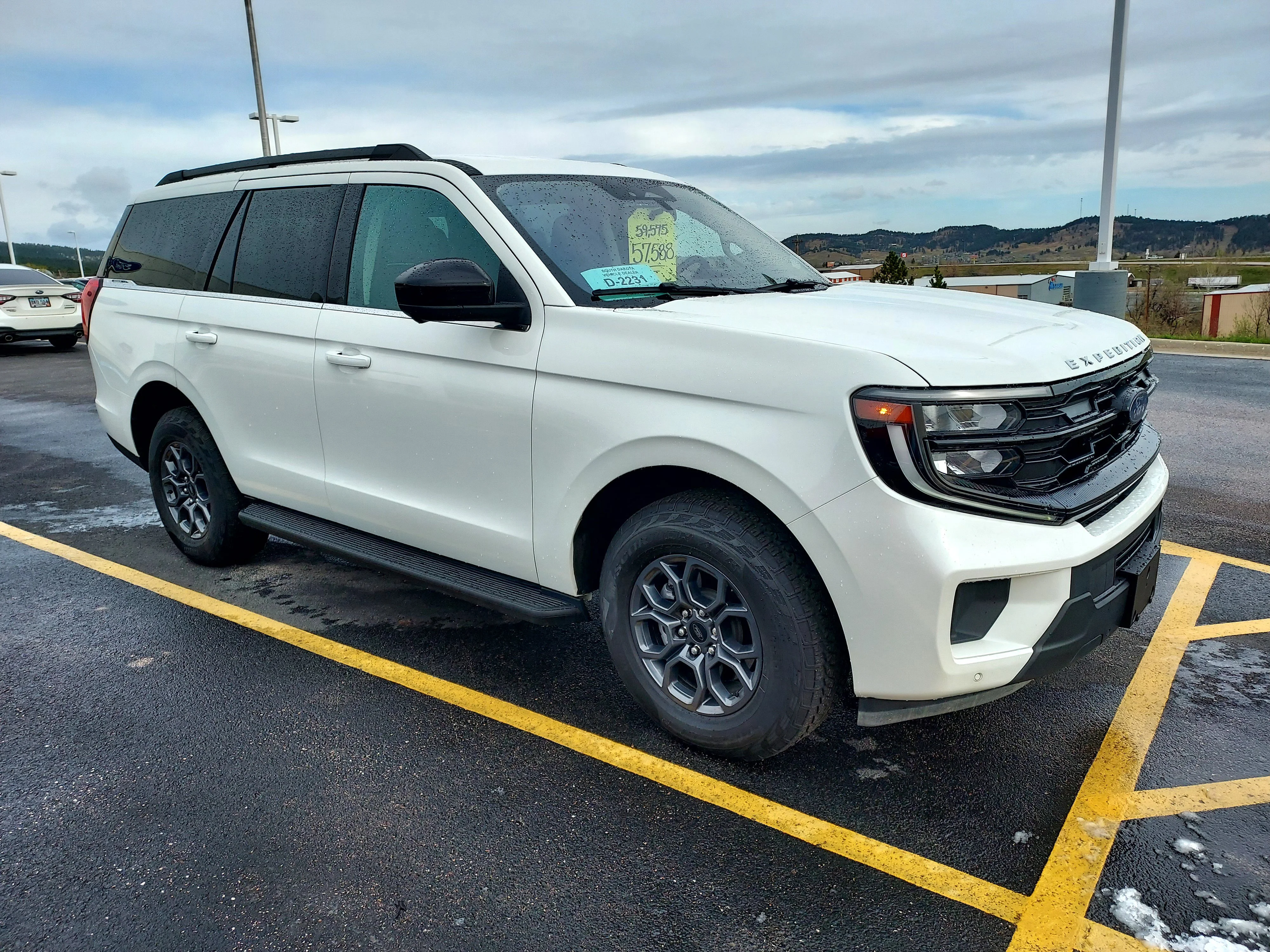 Used 2025 White Ford Active image 11