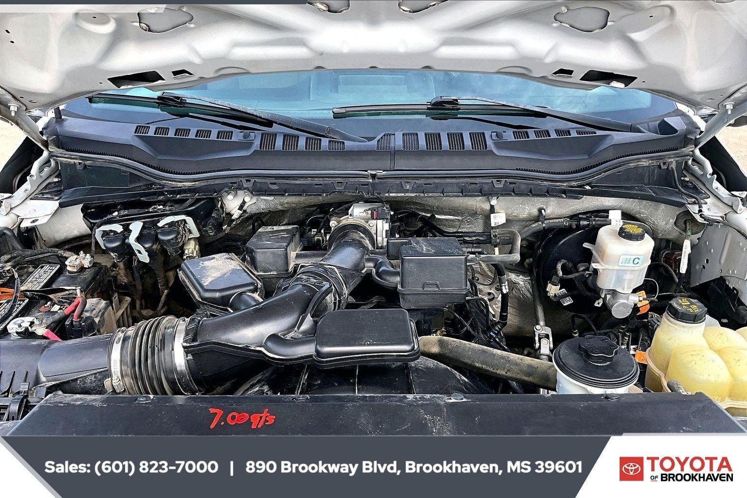 Used 2022 Oxford White Ford XLT image 8