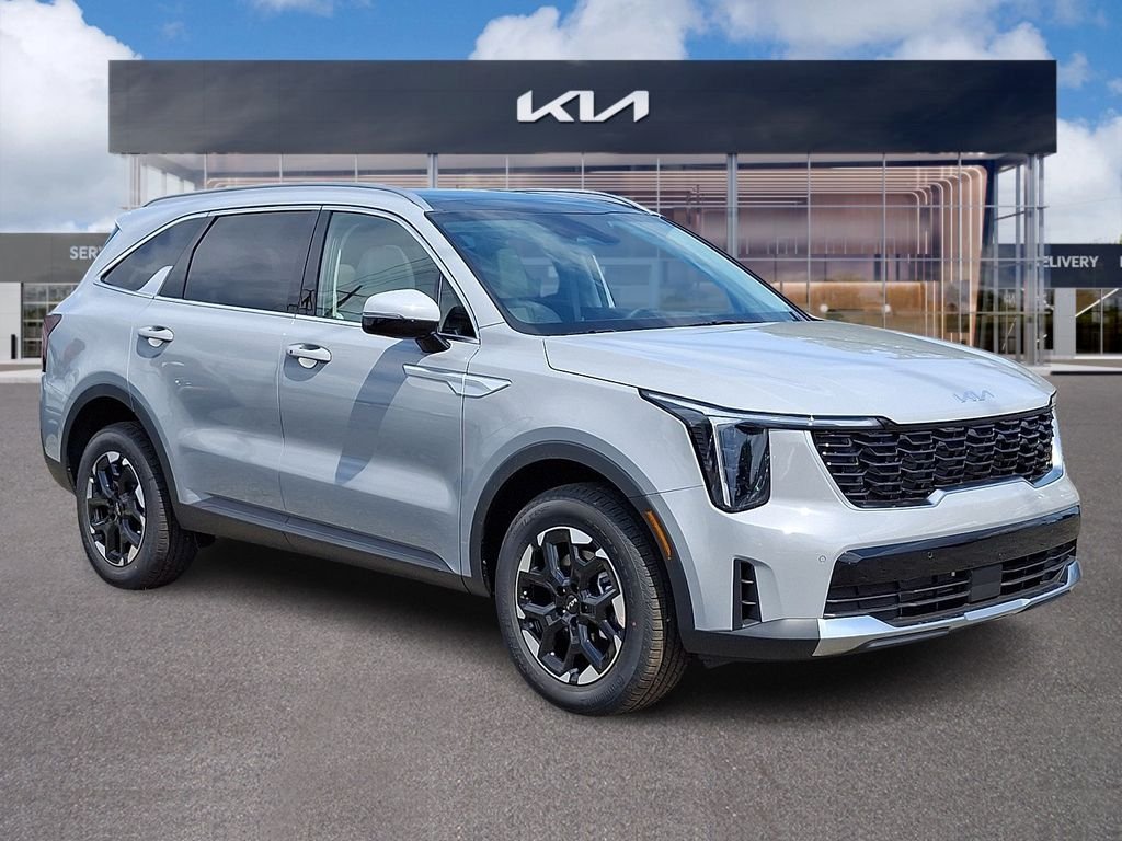 New 2026 Wolf Gray Kia S image 1