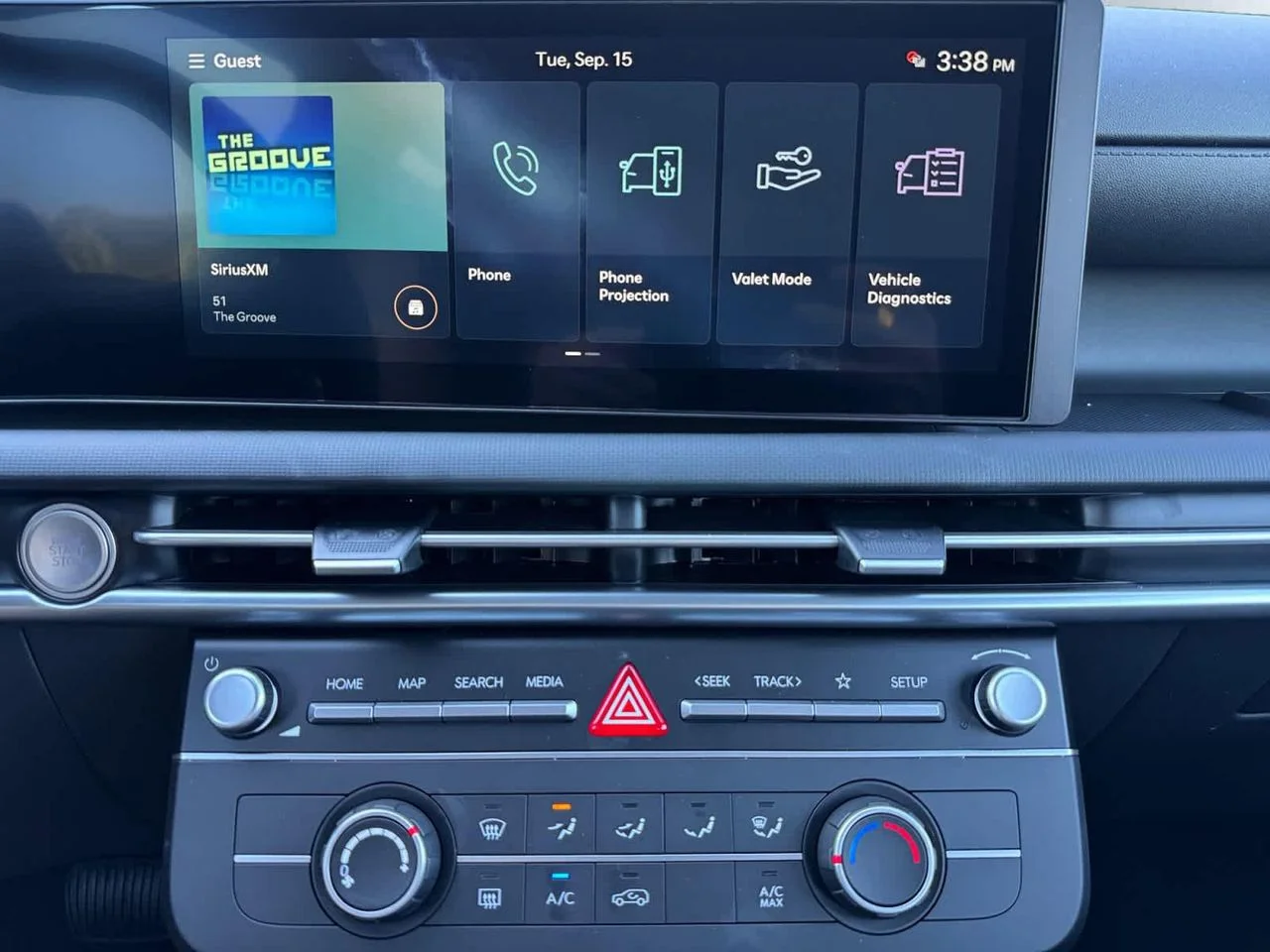 New 2026 Black Hyundai SE AWD image 15
