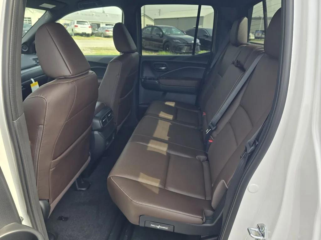 New 2026 Platinum White Pearl Honda RTL image 14