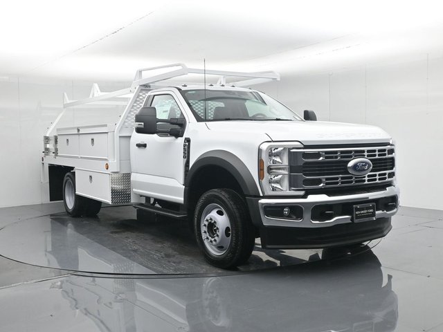 2025 Ford Chassis Cab XL